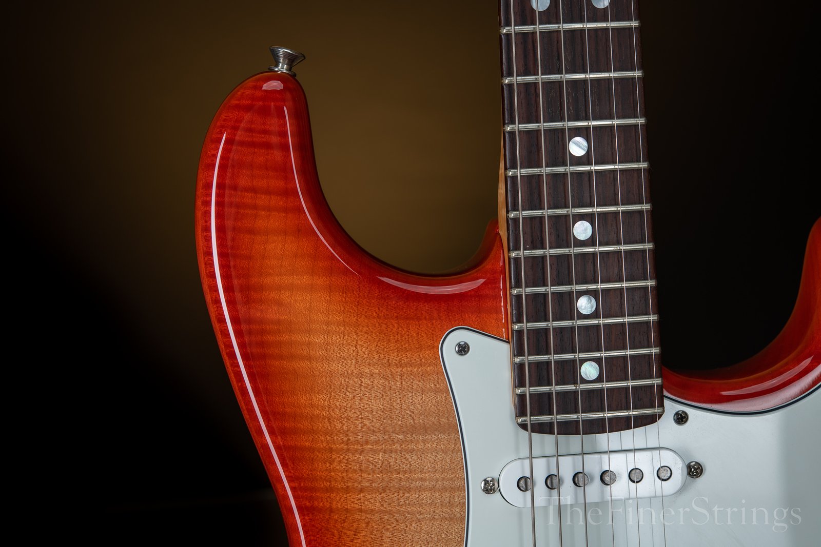Fender Strat upper horn