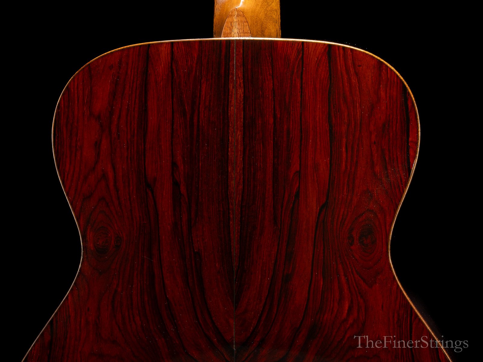 Martin 0000-18 back upper bout