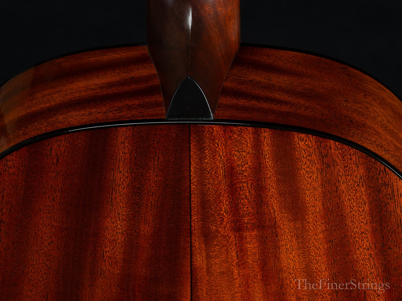 Martin D-18 detail